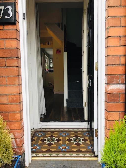 Cosy Two Bed Terraced House 7Min Drive From City Belfast Exterior foto